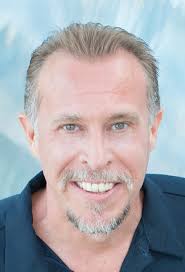 Creativity: Discover How To Unlock Your Creative Genius And Release The  Power Within (Improve Your Creative Thinking Skills with Genius):  Amazon.co.uk: McCloud, Ace: 9781640481428: Books