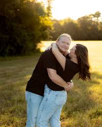 The sun was our bestie during this shoot!! So good to see these two after 5  years 🫶🏻