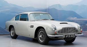 Many a character these days will introduce themselves james bond style (surname, given name … being a parody of the james bond movies, carry on spying has the expy of james bond say a. Se James Bonds Nye Legetoj Fire Fede Aston Martin
