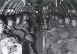 Le débarquement de normandie a été accompagné d'histoires sombres et douloureuses. Les Operations Aeroportees Americaines En Normandie 6 Juin 1944 D Day Overlord