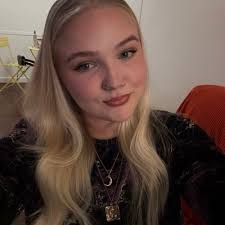 Emily Kiger (@ekiger2)