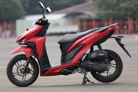 Berdasarkan web resmi honda malaysia, beat yang ada di sana memang hanya tipe cbs, tanpa dilengkapi iss. Perbedaaan New Vario 125 Dan 150 Fiturnya Canggih Moladin Blog