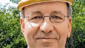 Eine Frau regiert in Lehmrade