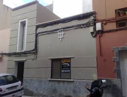 La finca tiene varios árboles. Casa Terrera A Reformar En Salud Bajo Venta Tenerife Santa Cruz De Tenerife La Salud La Salle