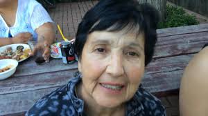 Masii ee ke mou tala ova koha mou Amelika?mou 'afi'i hake ki hee moe fanga  kila…ne tau ha'u katoa pe o uluaki'ova pea toki ma'u etau pepa…tuku e  laulaunoa moe mou'i ngalo