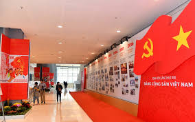 Không khí lễ hội trước thềm đại hội đảng cộng sản việt nam lần thứ 13 tại hà nội. Idklfsebajkkrm