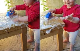 Merci Qui Merci Montessori Une Table De Travail Merci Montessori Bebe De 15 Mois Montessori