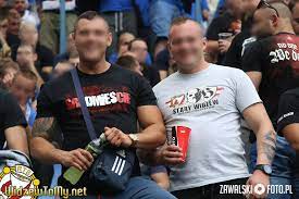 Play was suspended in the 3rd minute after slask hooligans. Widzew Lodz Hooligans Polish Hooligans Facebook