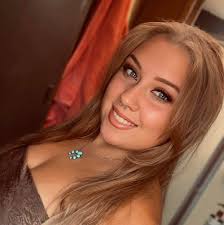 Who knew a bike wheel made such a good snake treadmill 😅🐍