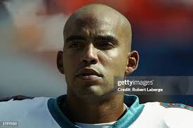 20 Photos & High Res Pictures