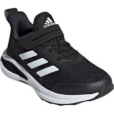 Dank der schlichtheit vieler modelle kannst du sie aber auch bestens zu bürooutfits kombinieren. Adidas Kinder Sportschuhe Fortarun El Schwarz Weiss Mirapodo