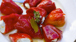 Spitzpaprika Mit Schafkasefullung Rezept Spitzpaprika Kirschpaprika Rezepte