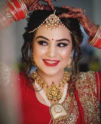 Beautiful Bride Bridal Makeup Jewellery Bookeventz Indian Bride Makeup Bridal Makeup Images Bridal Makeup Wedding