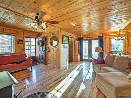 Cabin On Table Rock Lake W Hot Tub Fire Pit Blue Eye Lakefront Cabin Rentals Cabin Evolve Vacation Rental