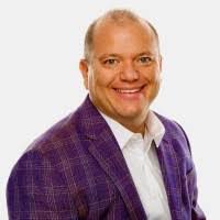 Melody Kessler's Instagram, Twitter & Facebook