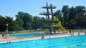 Piscines France Bourgogne Les Piscines Saone Et Loire 71 Nageurs Com