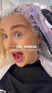 Sonja Morton's Instagram, Twitter & Facebook