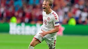 Dolberg made his senior debut at silkeborg if in may 2015. 3wivnknbu8i7hm