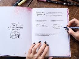 Libro Letras Bonitas Aprende A Dibujar Palabras Three Feelings Alphabetic zoo es una letra súper bonita inspirada en los animales del zoológico, lo que la hace totalmente cada letra está representada por un tierno animal y querrás utilizarlas para todo.