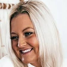 Taylor Danielle's Instagram, Twitter & Facebook