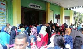 Check spelling or type a new query. Pendaftaran Murid Baru Di Smp Negeri 39 Medan Membludak Global Sumut Com Headline Sumatera Utara