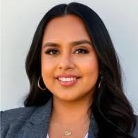 Merari Reyes's Instagram, Twitter & Facebook