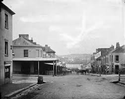 Looking West Down King St Sydney From Kent Street Showing A Newton S Bakery At No 28 30 Star Of Peace Hotel And E Ryan S In 2020 Kent St Australia History Sydney City