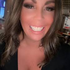 Looking for a good family law lawyer that has availability ASAP. 😊