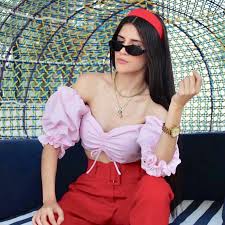 Check out full gallery with 24 pictures of elizabeth loaiza. Elizabeth Loaiza Oficial Youtube