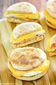 Mcdonald S Egg Mcmuffin Recipe Copykat Recipes Recipe Copykat Recipes Popular Breakfast Recipes Mcdonalds Egg Mcmuffin