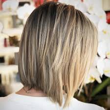 Dicono che “i capelli lunghi ispirano la femminilità”, ma se guardate da vicino. Top 50 Tagli Di Capelli A Bob Di Media Lunghezza Nel 2022 Capellidistile It