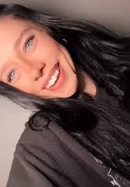 Alexa Christopher's Instagram, Twitter & Facebook