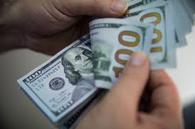 Conozca la cotización del dólar hoy en el mercado colombiano, la trm del día y cómo se comporta la divisa en la jornada de hoy en la bolsa de valores de colombia. Dolar Trm Hoy Inicio Variaciones Y Cierre Del Precio Del Dolar En Colombia Hoy 25 De Enero De 2021 El Espectador