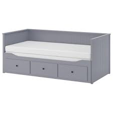Rozkládací postele pro každodenní spaní i návštěvy - IKEA