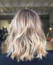 5 astuces pour ne plus sortir decue de chez le coiffeur femme merveilleux coiffure courte avec meche blonde meche blonde sur modele coiffure homme tribal.coiffure hom. Epingle Par Charlene Andrade Sur Hair Mode Blond Cheveux Blond Couleur Cheveux