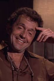 Reparto de La hora de las pistolas (película 1967). Dirigida por John  Sturges