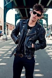 inspiracao jaqueta de couro masculina moda para homens mens fashion edgy mens street style rock style men