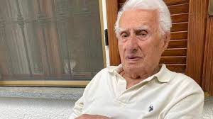 Carnevale di Ivrea, i cent'anni dei goliardi dell'Auc: «Facevamo scherzi  atroci»