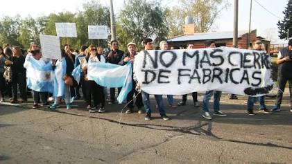 La industria manufacturera lideró la destrucción de puestos de trabajo formales, generada por IA