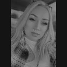 Terrie Robles's Instagram, Twitter & Facebook