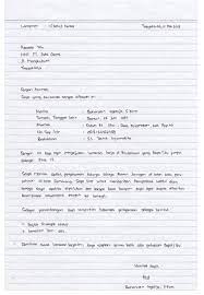 Daftar riwayat hidup fotocopy ijazah & transkrip nilai sertifikat pelatihan yang pernah diikuti fotocopy kartu tanda penduduk surat keterangan catatan kepolisian (skck) foto ukuran 3×4 2 lembar. 7 Contoh Surat Lamaran Kerja Tulis Tangan Yang Baik Dan Benar 2020