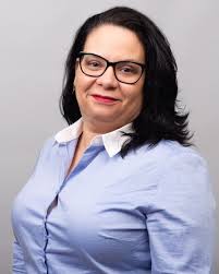 Yazmin Garay's Instagram, Twitter & Facebook