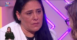 Júlia Pinheiro emociona-se: "Pense sempre que quando perde a cabeça, perde  um bocadinho a razão!"
