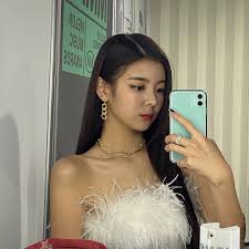 프롤로그 수준 '결사곡2' 오늘 첫방, 임성한 표 캡사이신 세계관 온다. Itzy Lia ìžˆì§€ ë¦¬ì•„ Midzy S Instagram Post ã…¡ 200218 Lia Itzy All In Us Update Itzy ìžˆì§€ Choijisu ìµœì§€ìˆ˜ Lia ë¦¬ì•„ ì‚¬ì§„ ì—°ì˜ˆì¸ ì†Œë…€