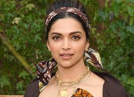 Deepika padukone has several big projects in a row, she is the first choice of biggies at this time. Deepika Padukone To Perform High Octane Action Scenes For Pathan Bollywood News Bollywood Trendy