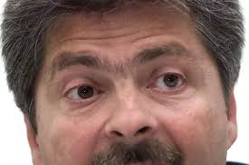 In 2008 he was considered the 5th richest man in romania with an estimated net worth between 800 and 850 million euros. Sorin Ovidiu Vantu Partaj Cu Fosta SoÈ›ie La 19 Ani De La DivorÈ› Ce Avere Au De ImpÄƒrÈ›it Galerie Foto Stiri Vedete Si Evenimente Viva Ro