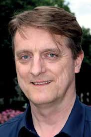 Heft 3 August 2012 Einflug von OSC Nordic Walking in Tempelhof Haben  Blau-Silber und OSC-Rhönradturnen eine Zukunft in der Tesk