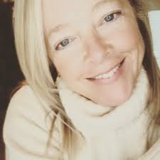 Michelle Gilreath-cabi stylist