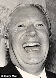 UK zoo welcomes pandas from China 30 years after Ted Heath got Chia-Chia  and Ching-Ching