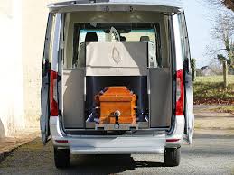 Lilas Sur Mercedes Sprinter Collet Funeraires Corbillard Mercedes Lilas